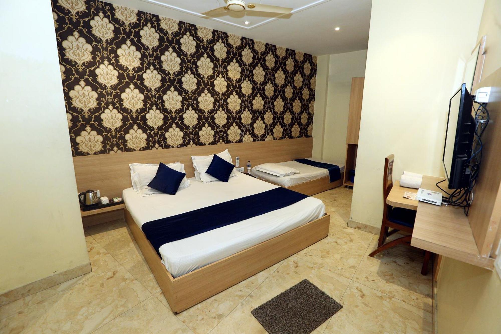 Hotel Tradition Heritage Walk Amritsar Exterior photo